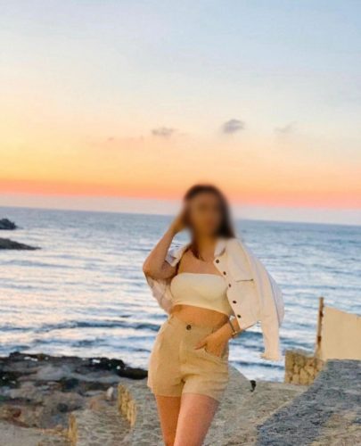 Çekici oral yapan escort Esin